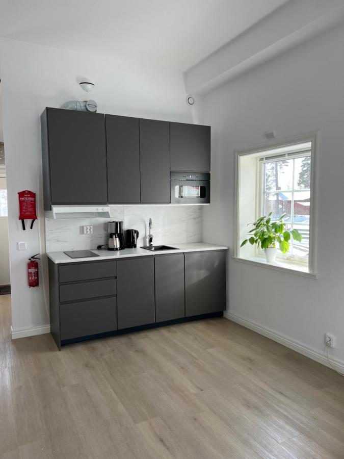 Flygeln Apartment Leksand Bagian luar foto
