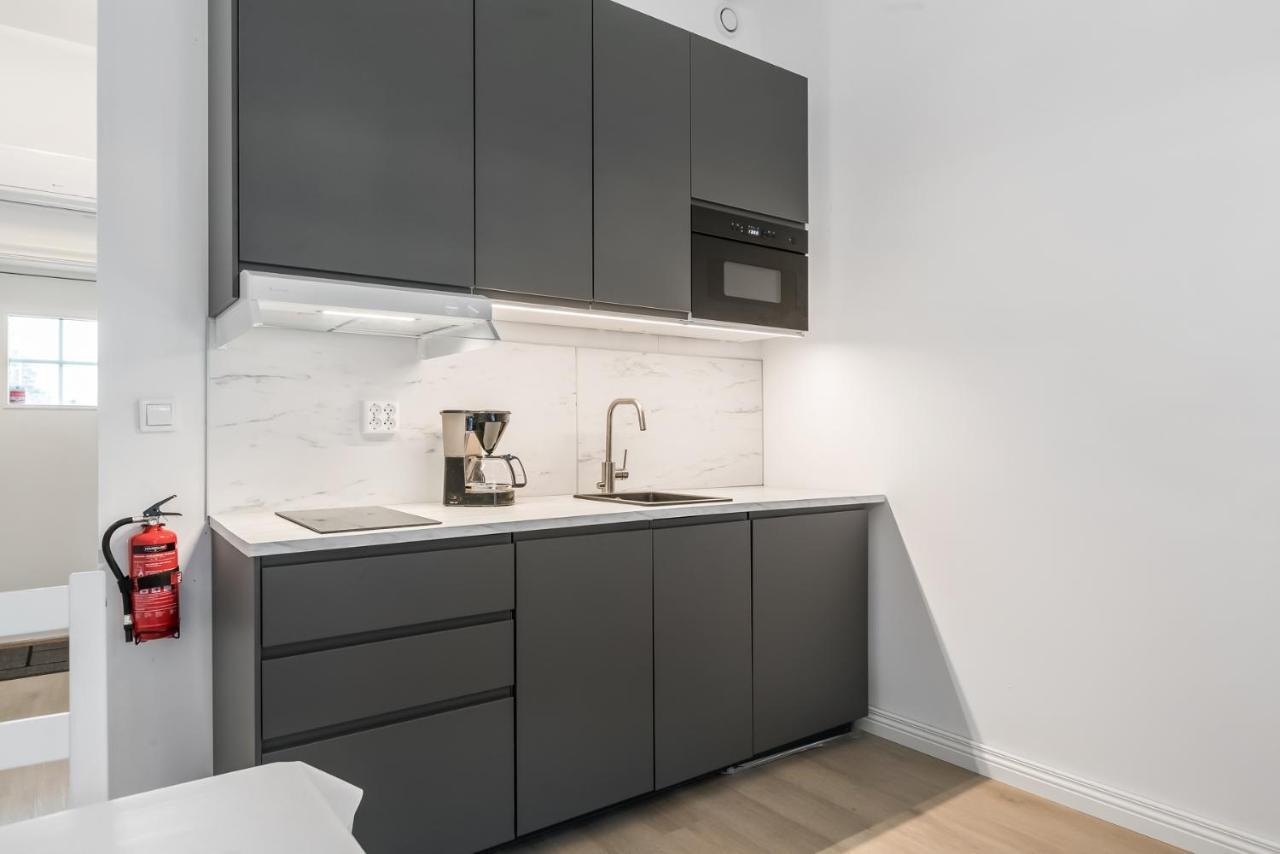 Flygeln Apartment Leksand Bagian luar foto