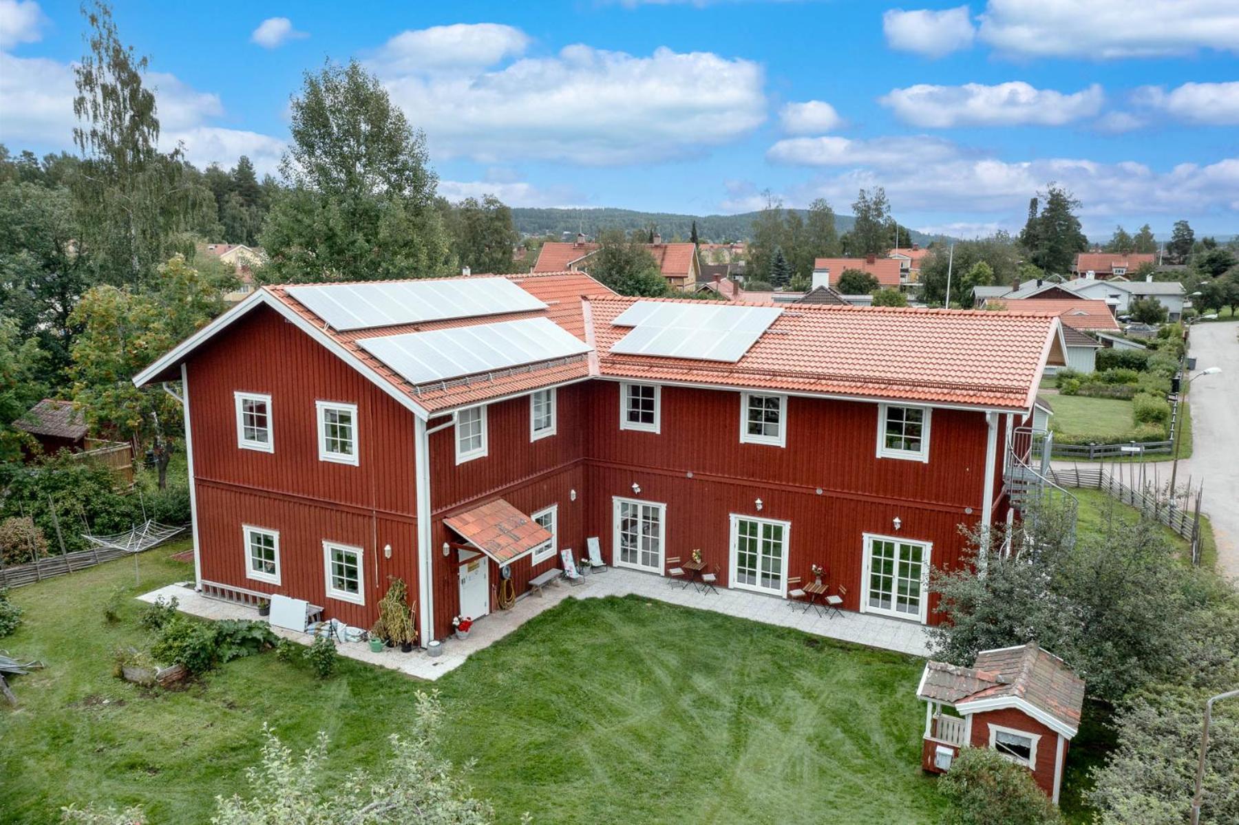 Flygeln Apartment Leksand Bagian luar foto
